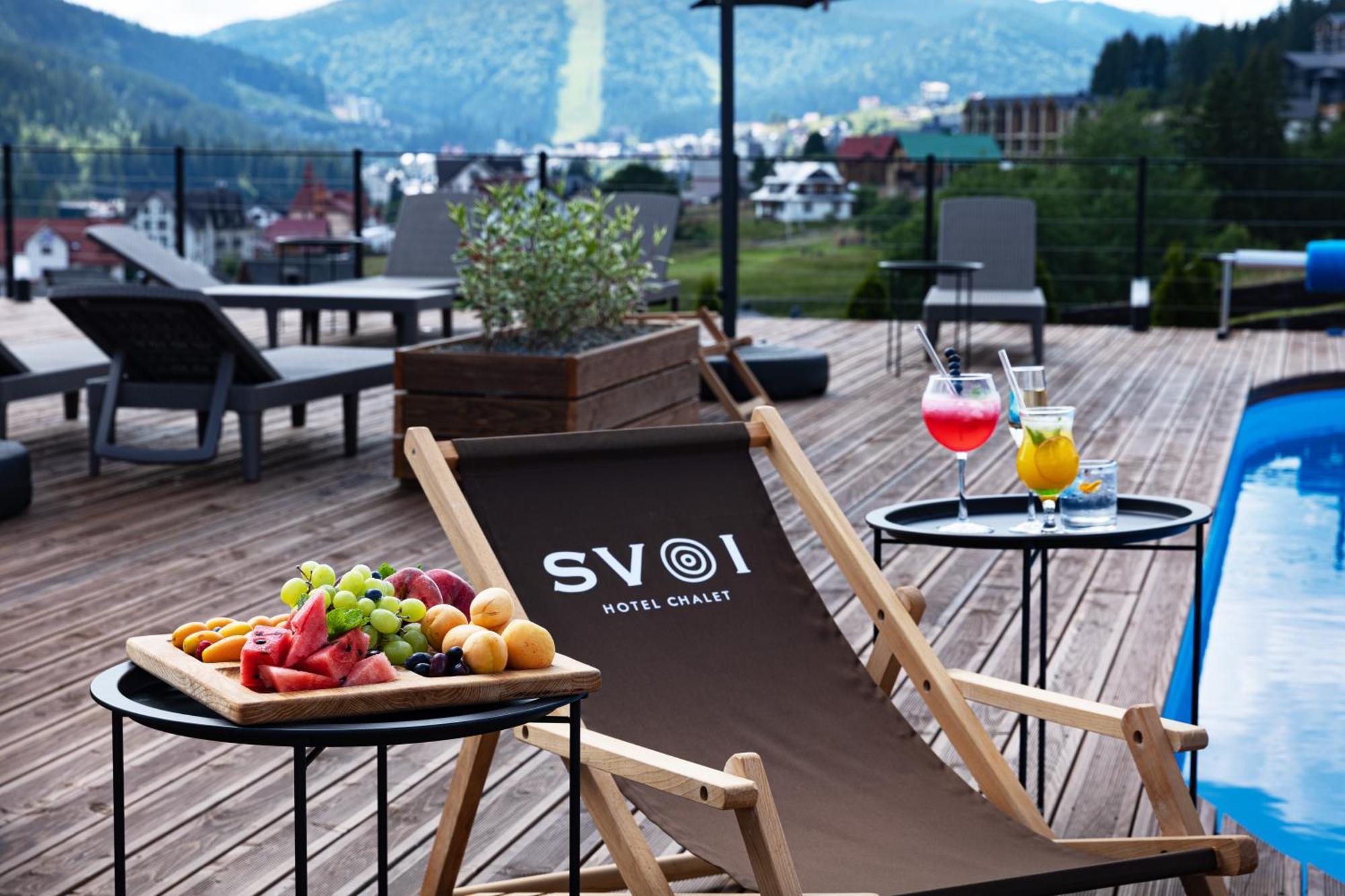Svoi Hotel ปาเลียนิทซยา ภายนอก รูปภาพ