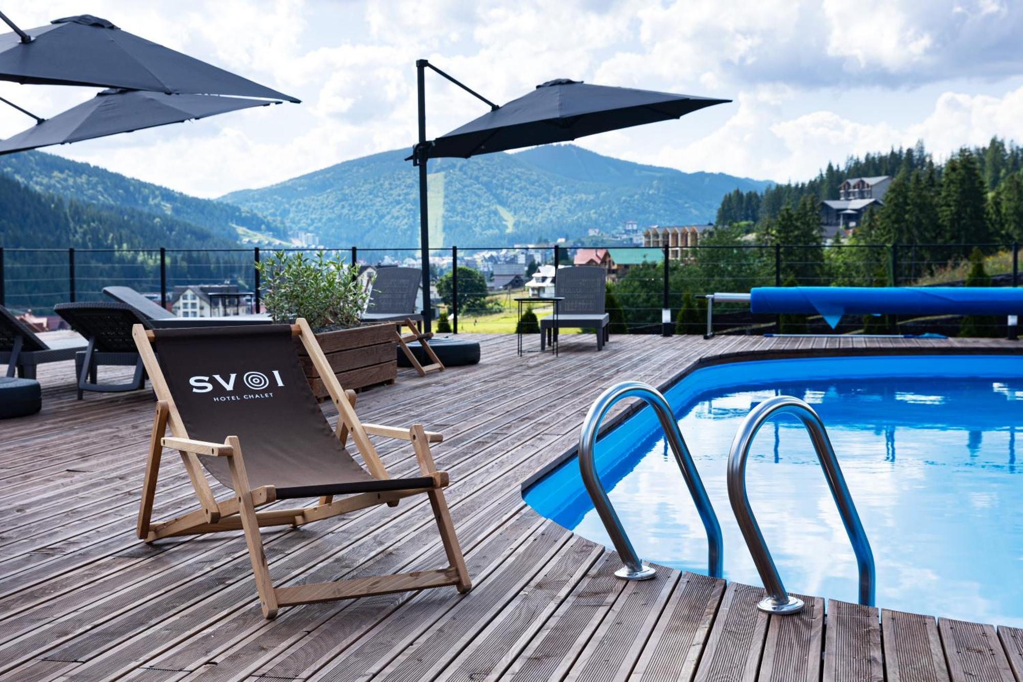 Svoi Hotel ปาเลียนิทซยา ภายนอก รูปภาพ